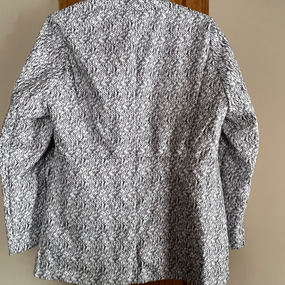 Woman’s blazer NWOT size Lg - Picture 3 of 4